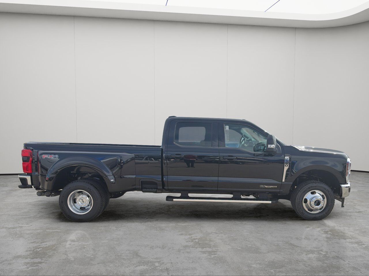 2026 Ford Super Duty F-350 DRW Lariat Sherwood Park AB