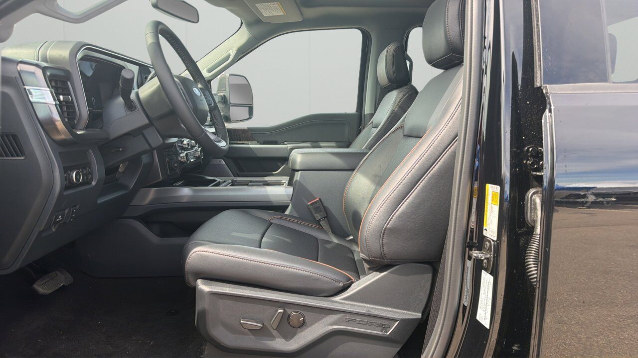 2026 Ford Super Duty F-350 DRW Lariat Sherwood Park AB