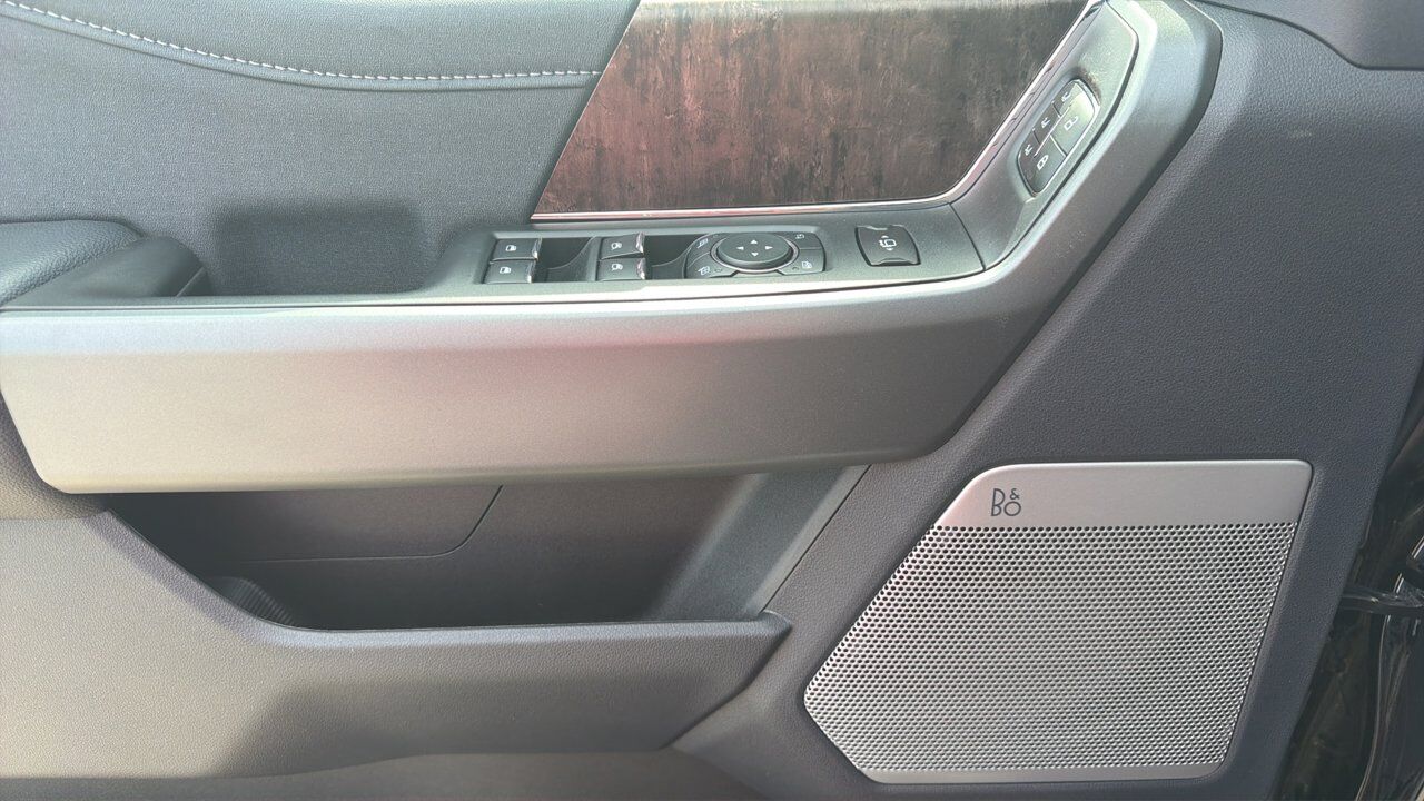 2026 Ford Super Duty F-350 DRW Lariat Sherwood Park AB