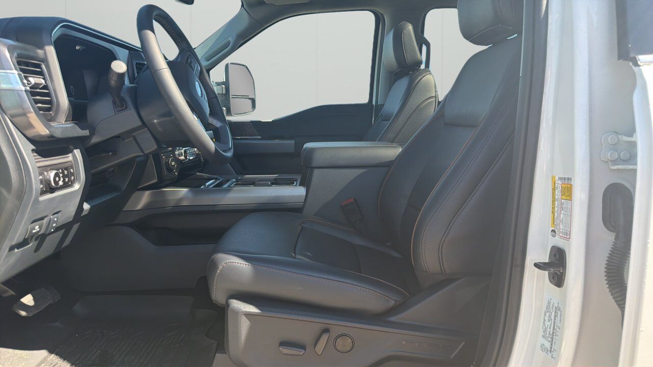 2026 Ford Super Duty F-350 DRW Lariat Sherwood Park AB