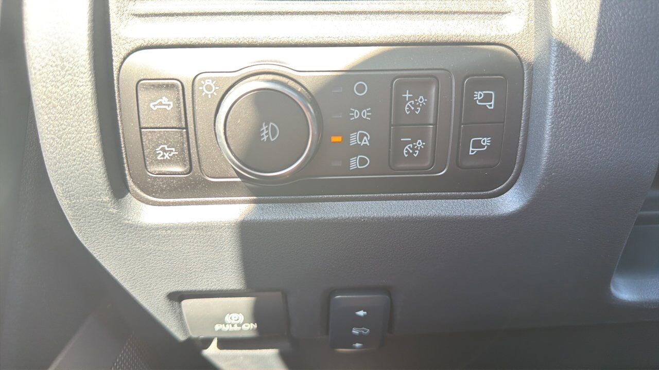 2026 Ford Super Duty F-350 DRW Lariat Sherwood Park AB