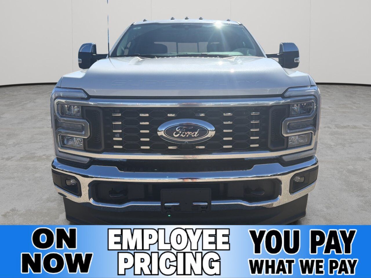 2026 Ford Super Duty F-350 DRW Lariat