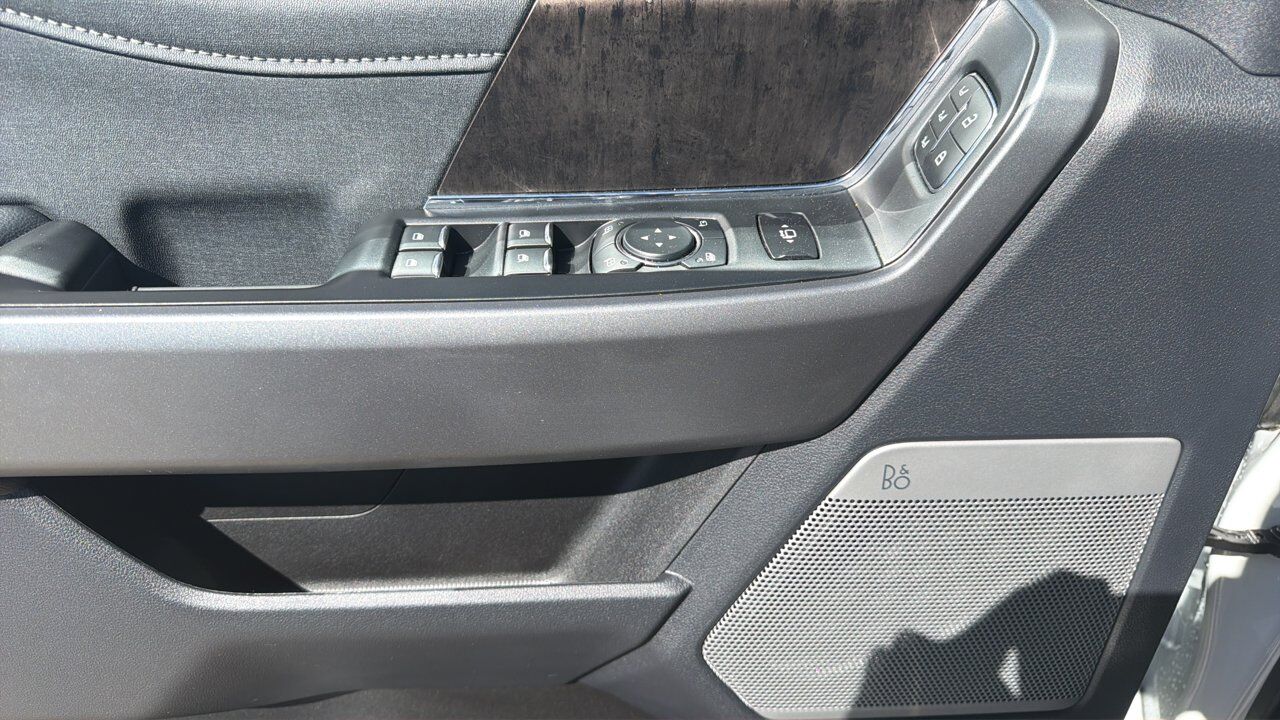 2026 Ford Super Duty F-350 DRW Lariat Sherwood Park AB