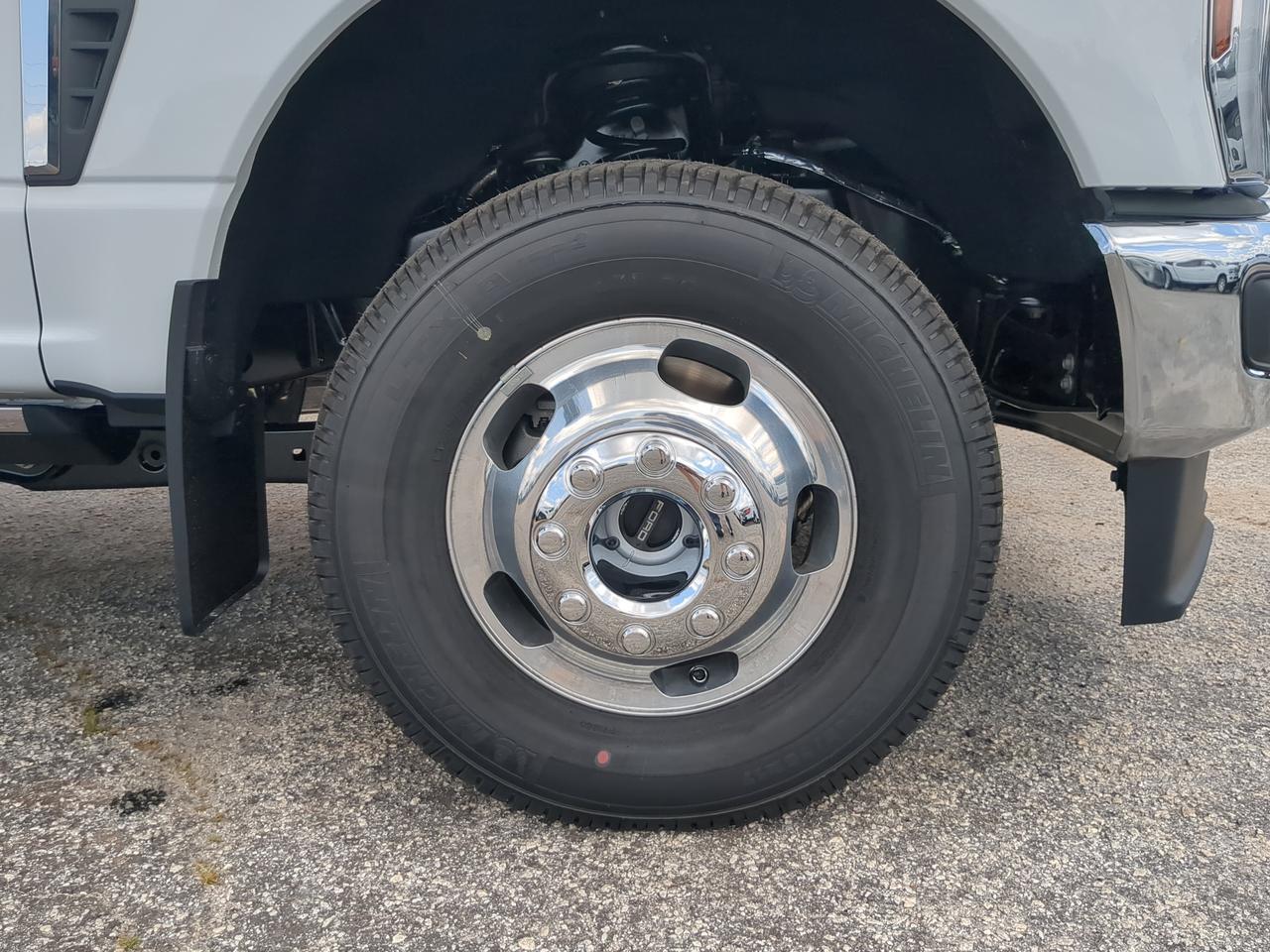 2026 Ford Super Duty F-350 DRW Lariat Winder GA