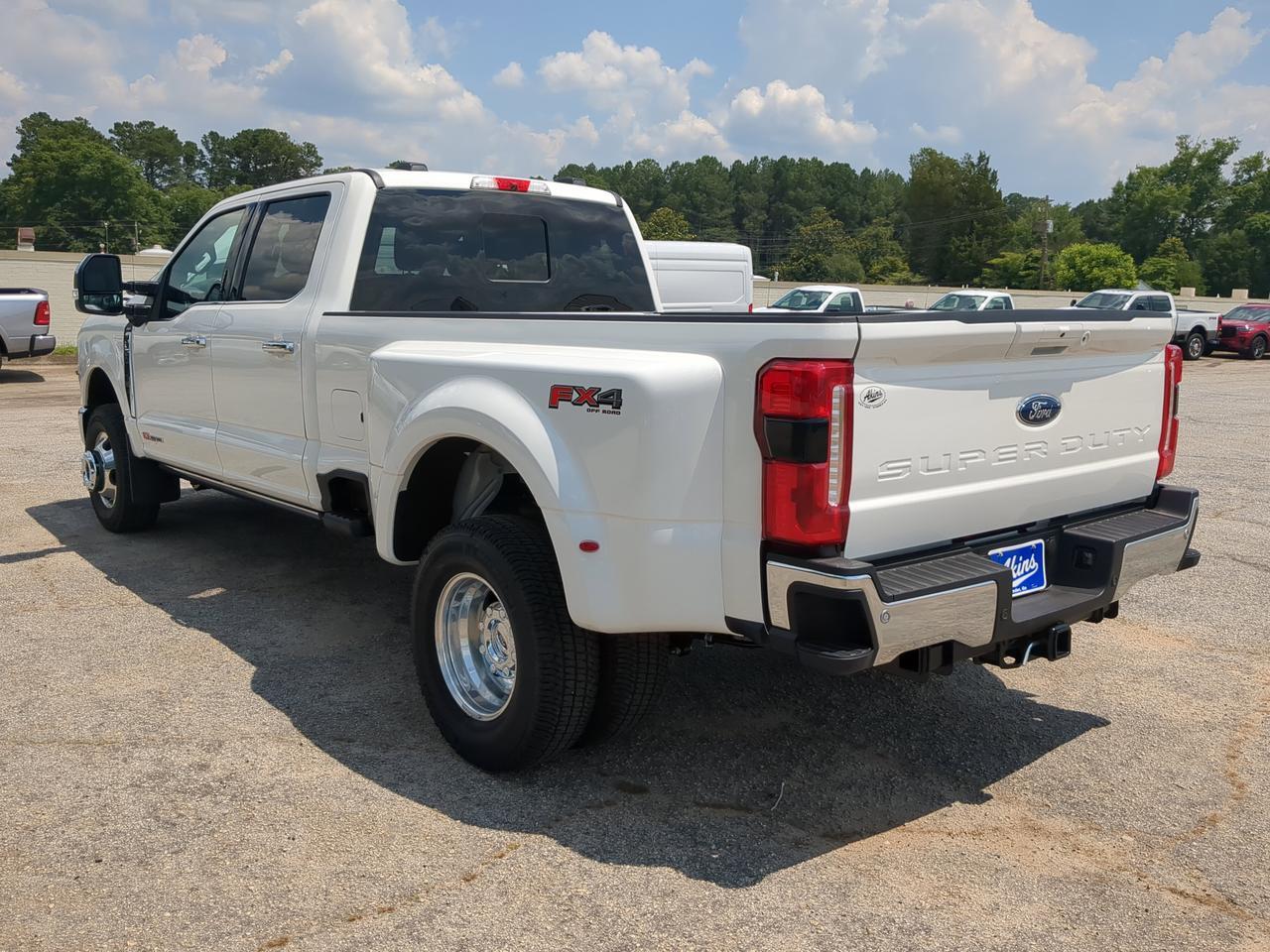 2026 Ford Super Duty F-350 DRW Lariat Winder GA