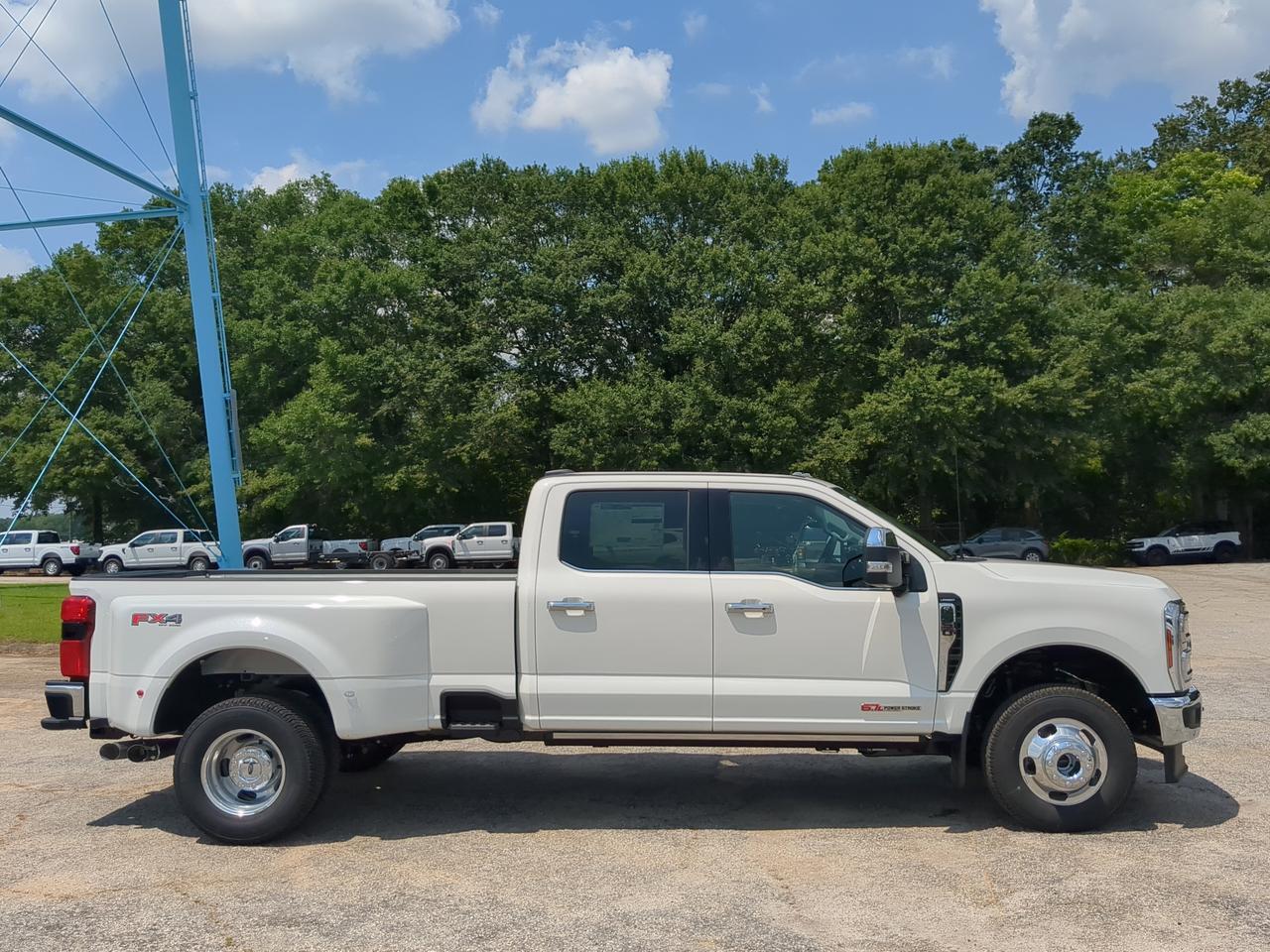 2026 Ford Super Duty F-350 DRW Lariat Winder GA
