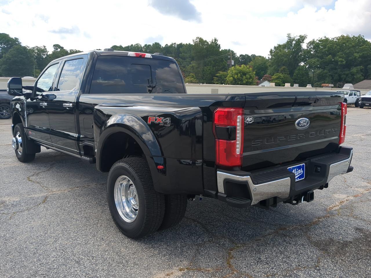2026 Ford Super Duty F-350 DRW Lariat Winder GA