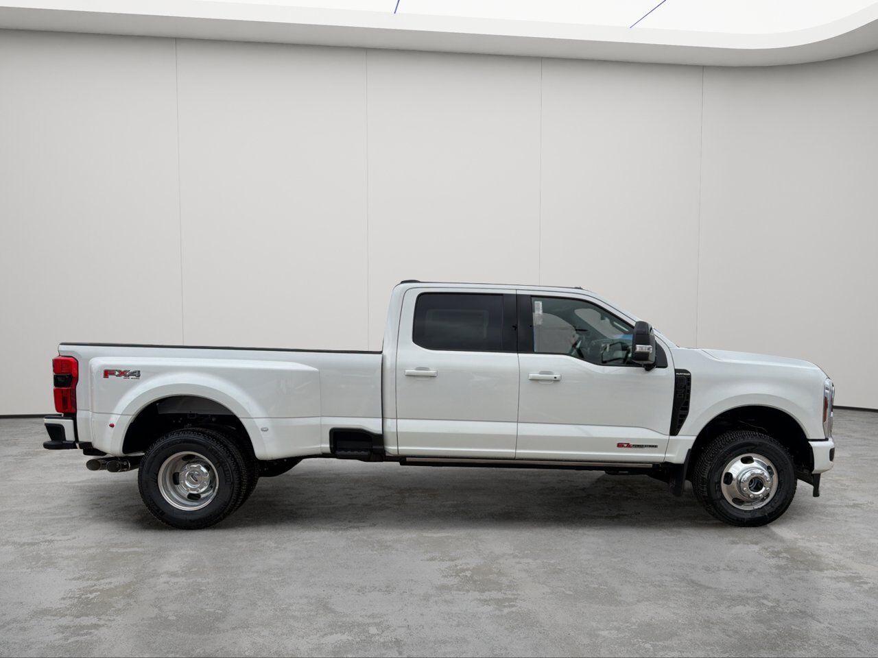 2026 Ford Super Duty F-350 DRW Platinum Sherwood Park AB