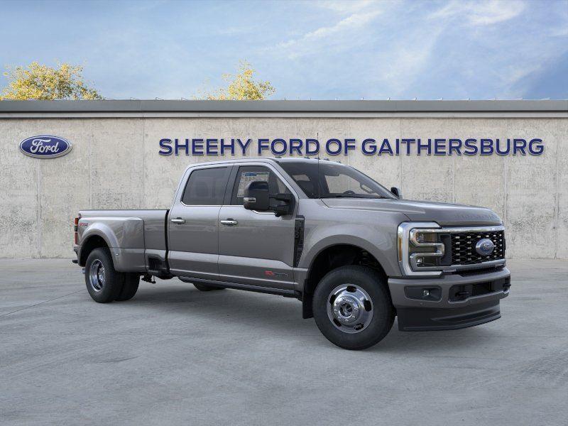 2026 Ford Super Duty F-350 DRW Platinum