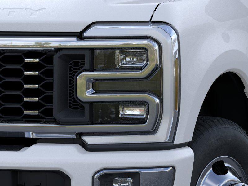 2026 Ford Super Duty F-350 DRW Platinum Gaithersburg MD