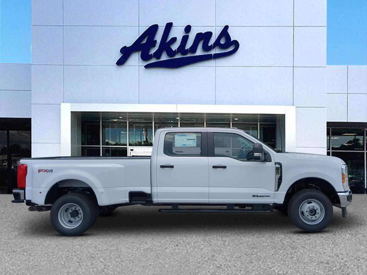 2026 Ford Super Duty F-350 DRW