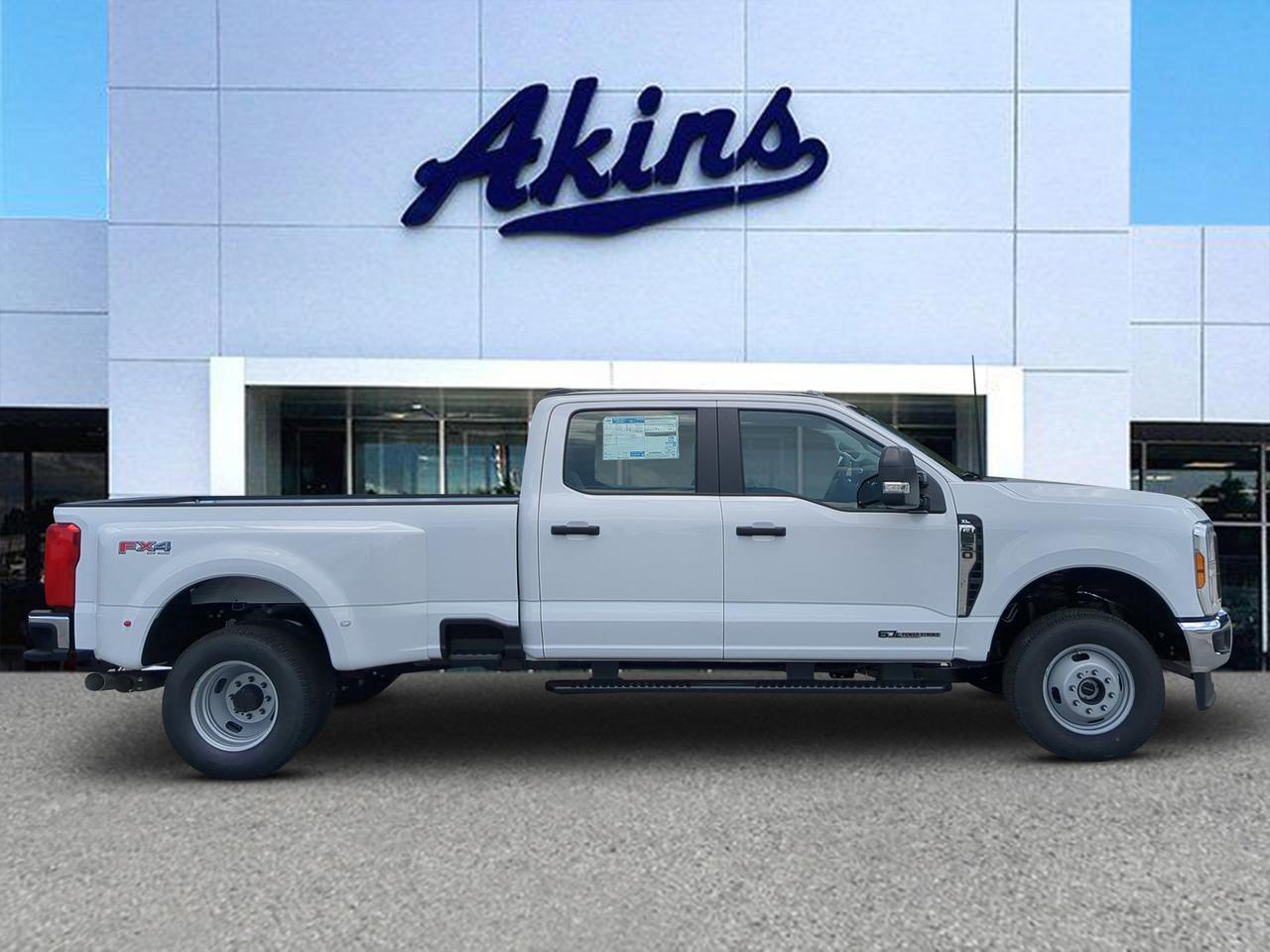 2026 Ford Super Duty F-350 DRW