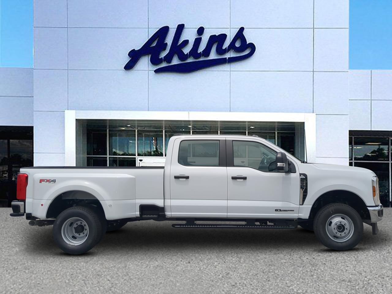2026 Ford Super Duty F-350 DRW