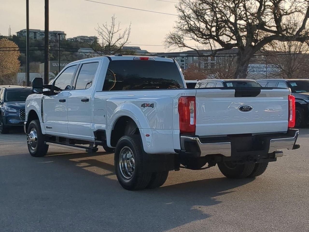 2026 Ford Super Duty F-350 DRW XLT