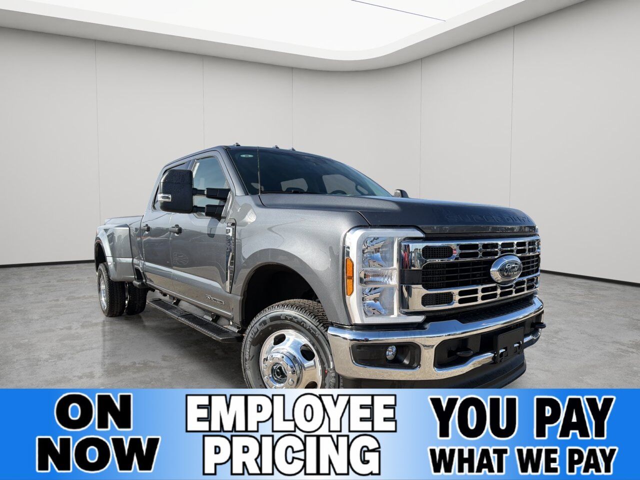 2026 Ford Super Duty F-350 DRW XLT