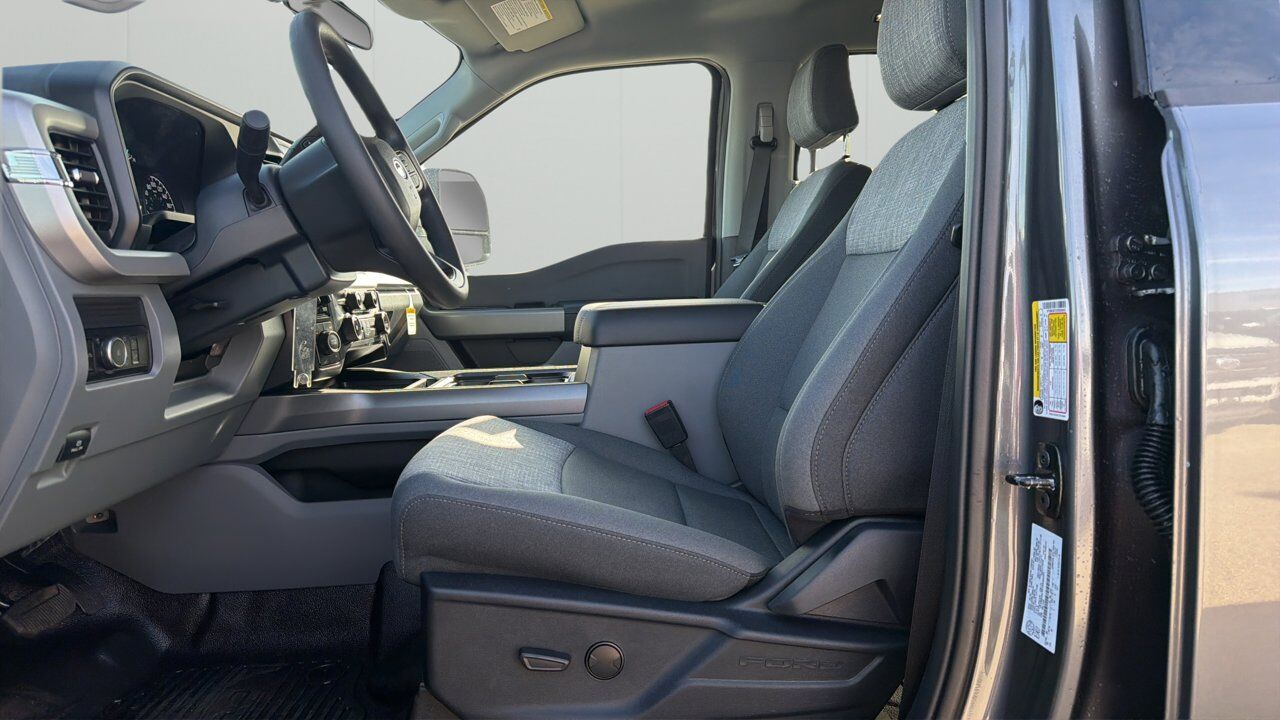 2026 Ford Super Duty F-350 DRW XLT Sherwood Park AB