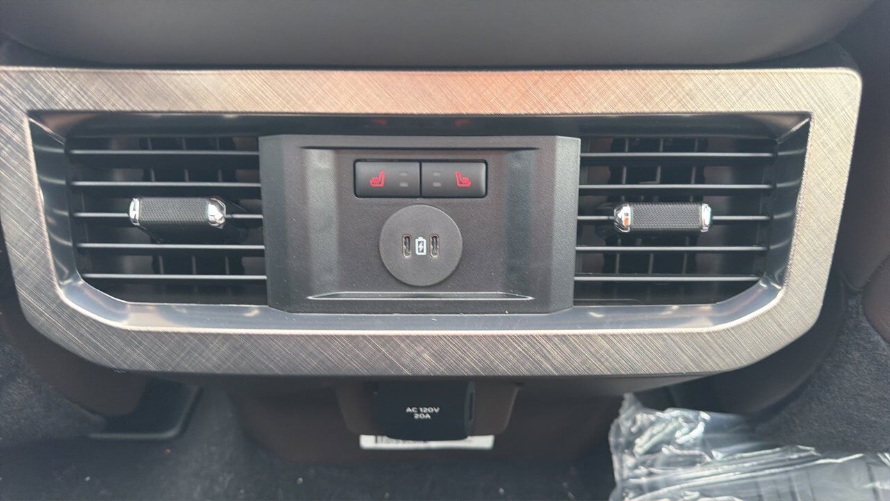 2026 Ford Super Duty F-350 SRW King Ranch Sherwood Park AB