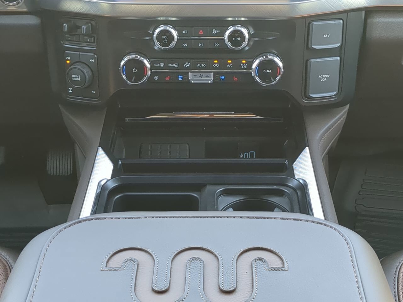 2026 Ford Super Duty F-350 SRW King Ranch Winder GA