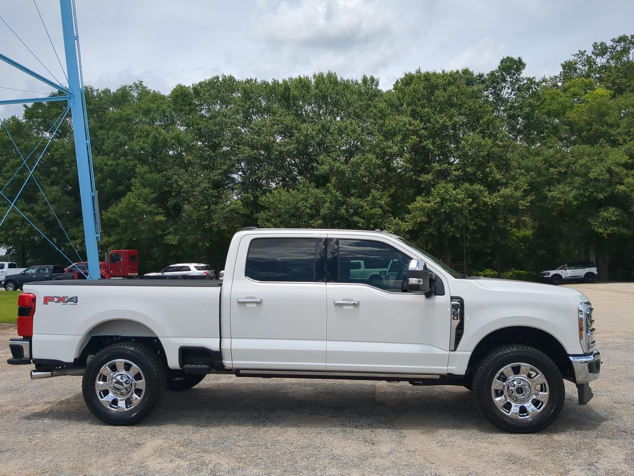 2026 Ford Super Duty F-350 SRW LARIAT Appleton WI