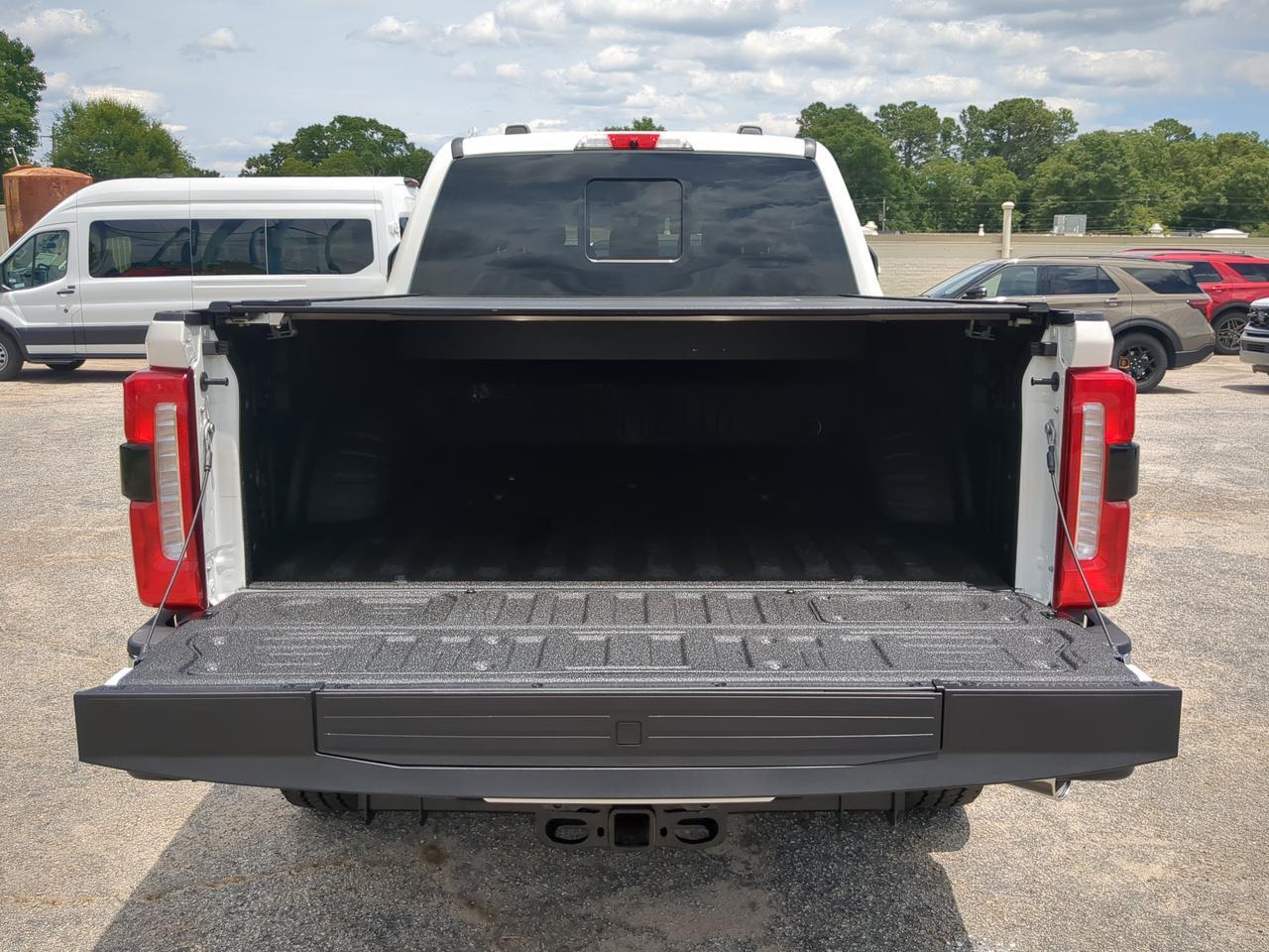 2026 Ford Super Duty F-350 SRW LARIAT Appleton WI