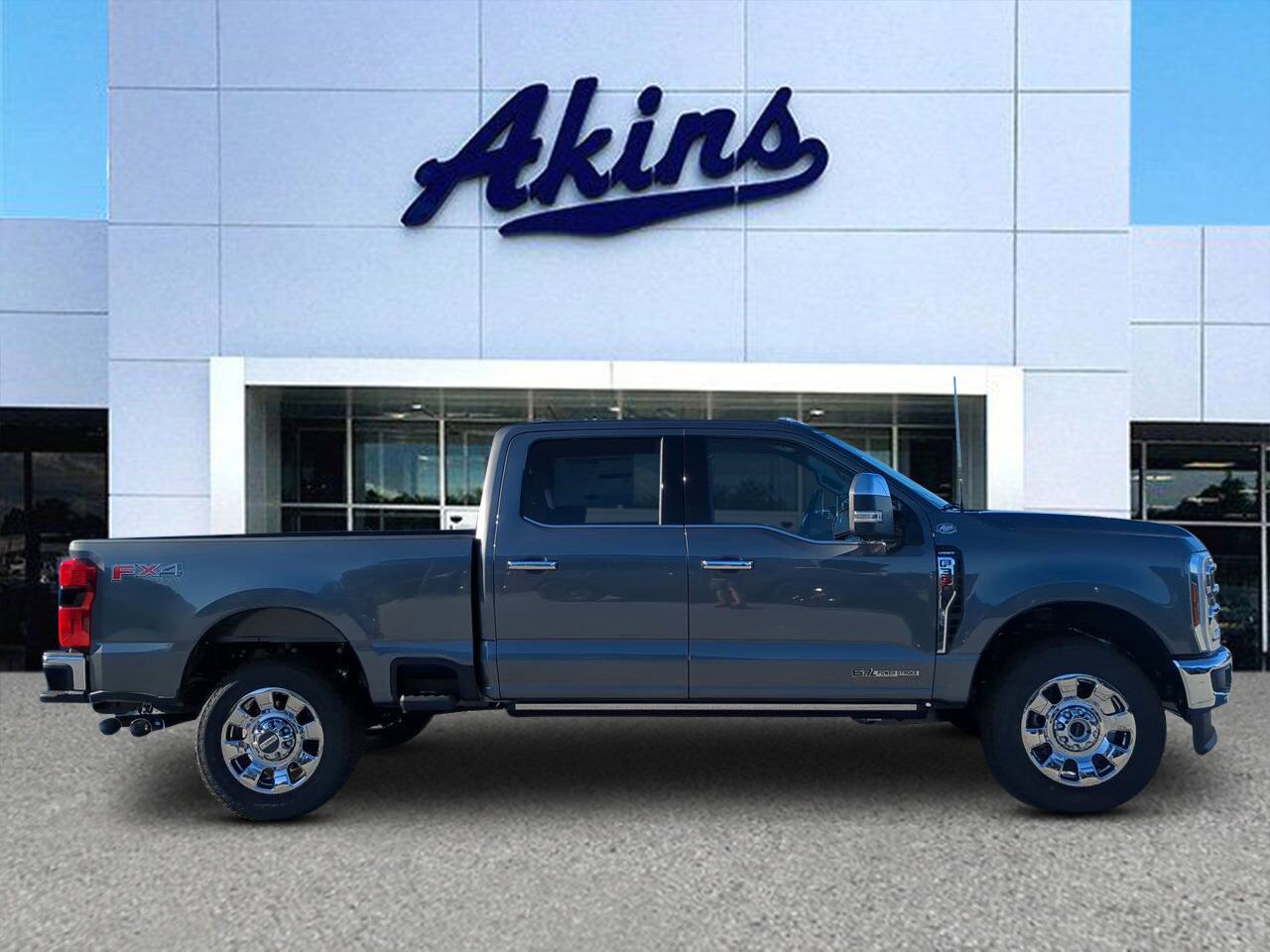 2026 Ford Super Duty F-350 SRW LARIAT