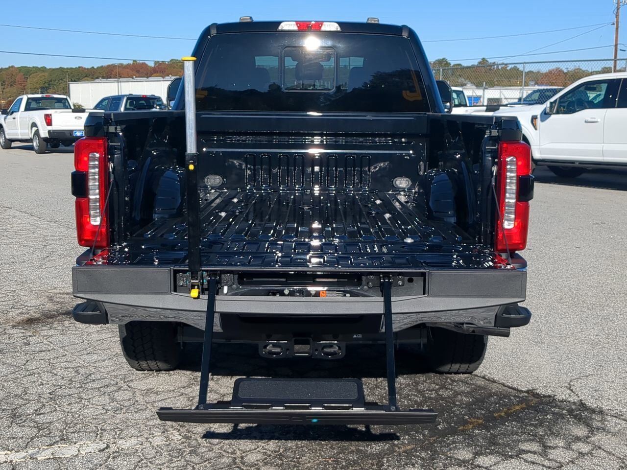 2026 Ford Super Duty F-350 SRW LARIAT Winder GA