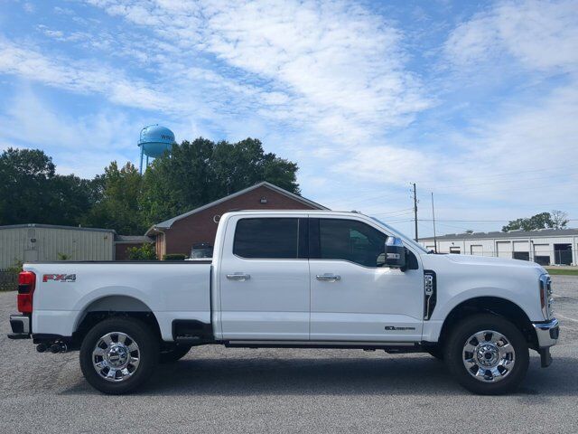 2026 Ford Super Duty F-350 SRW LARIAT Winder GA