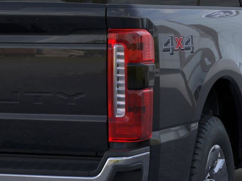 2026 Ford Super Duty F-350 SRW LARIAT Plymouth MA