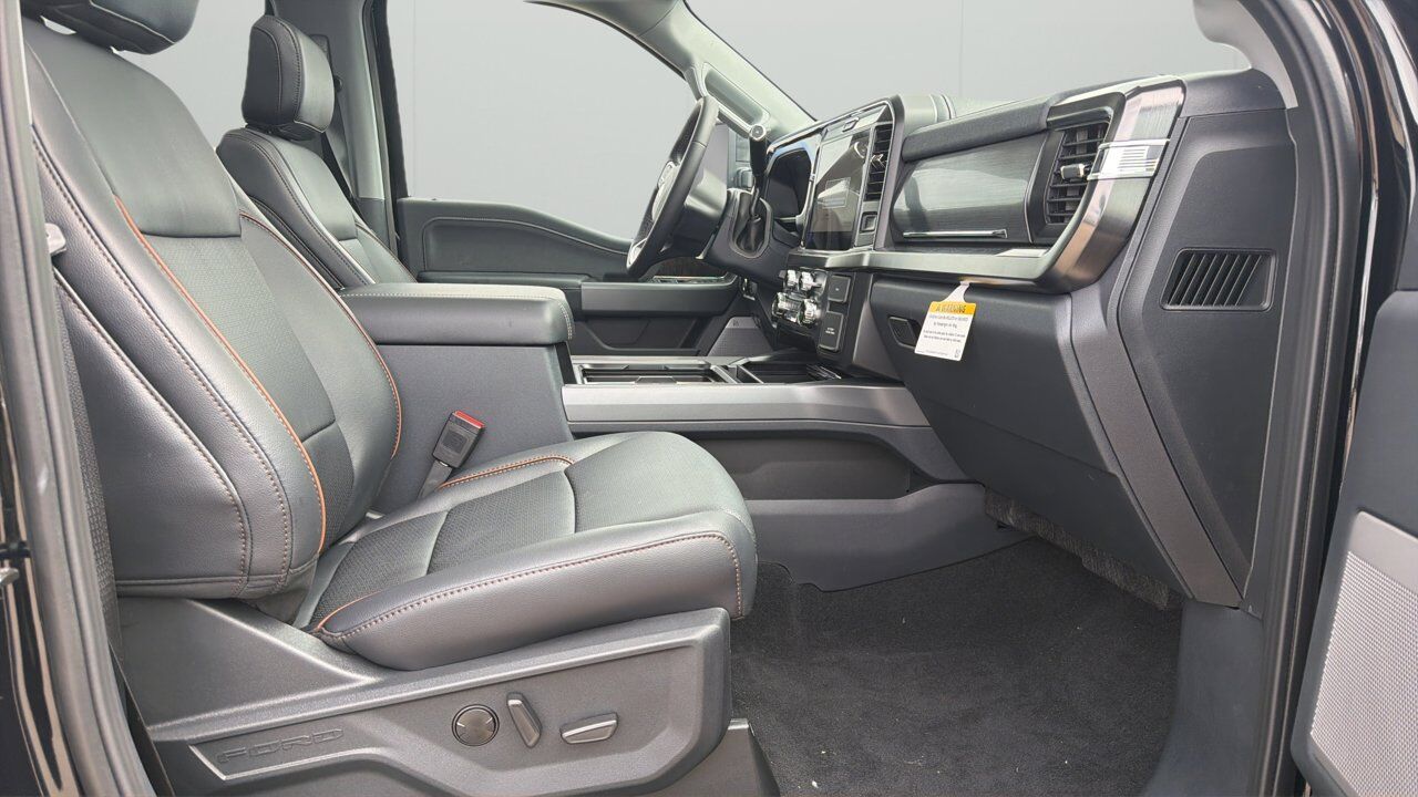 2026 Ford Super Duty F-350 SRW Lariat Sherwood Park AB