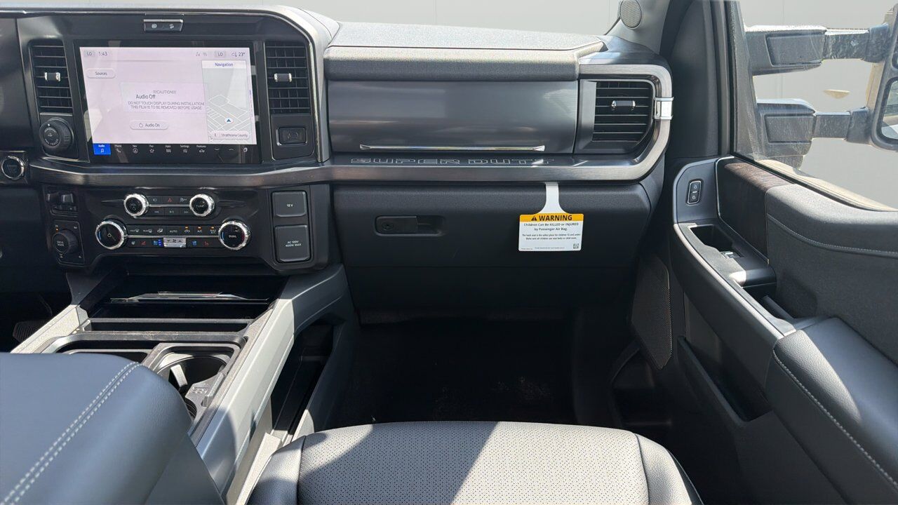 2026 Ford Super Duty F-350 SRW Lariat Sherwood Park AB