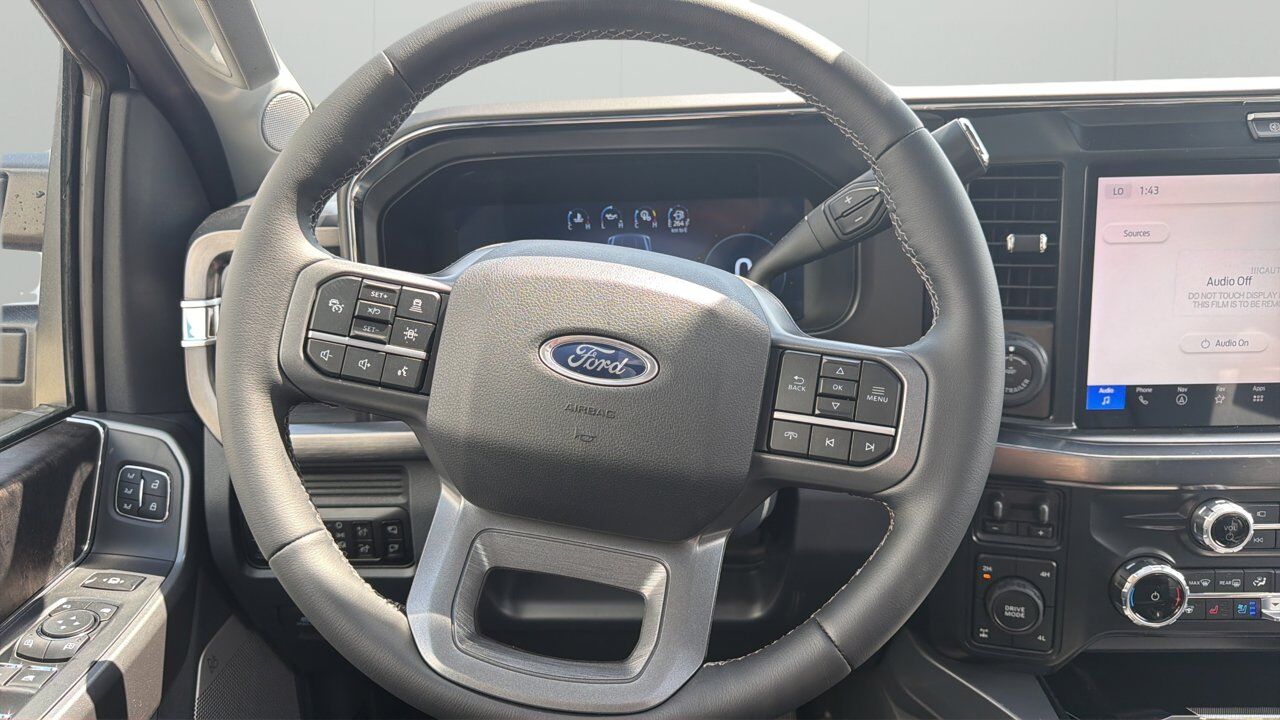 2026 Ford Super Duty F-350 SRW Lariat Sherwood Park AB