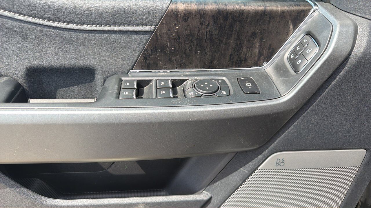 2026 Ford Super Duty F-350 SRW Lariat Sherwood Park AB