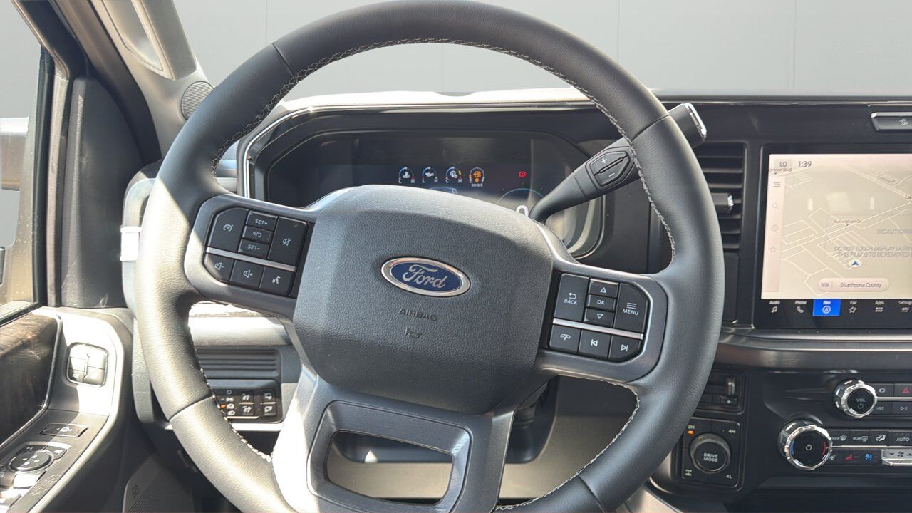 2026 Ford Super Duty F-350 SRW Lariat Sherwood Park AB