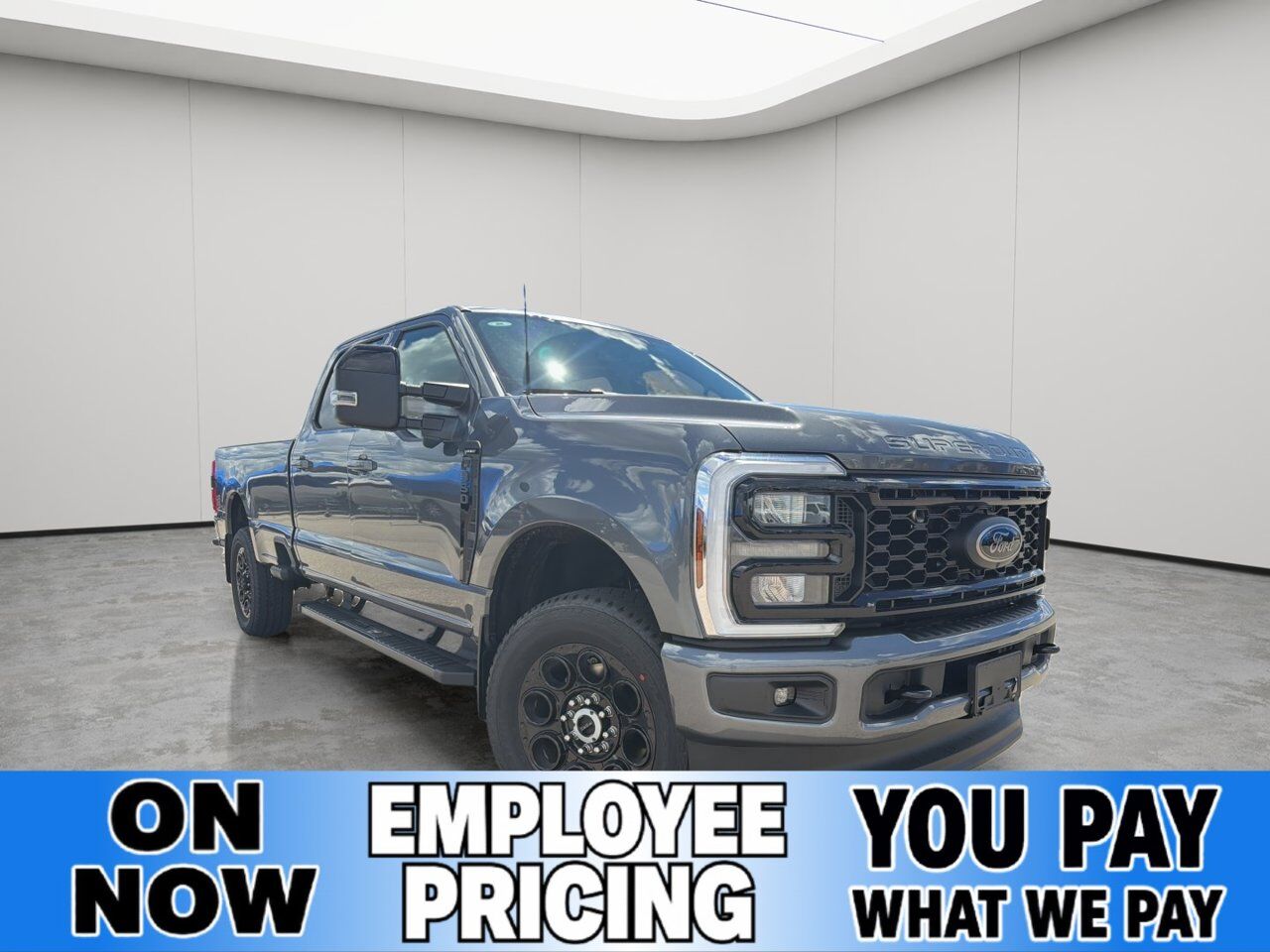 2026 Ford Super Duty F-350 SRW Lariat