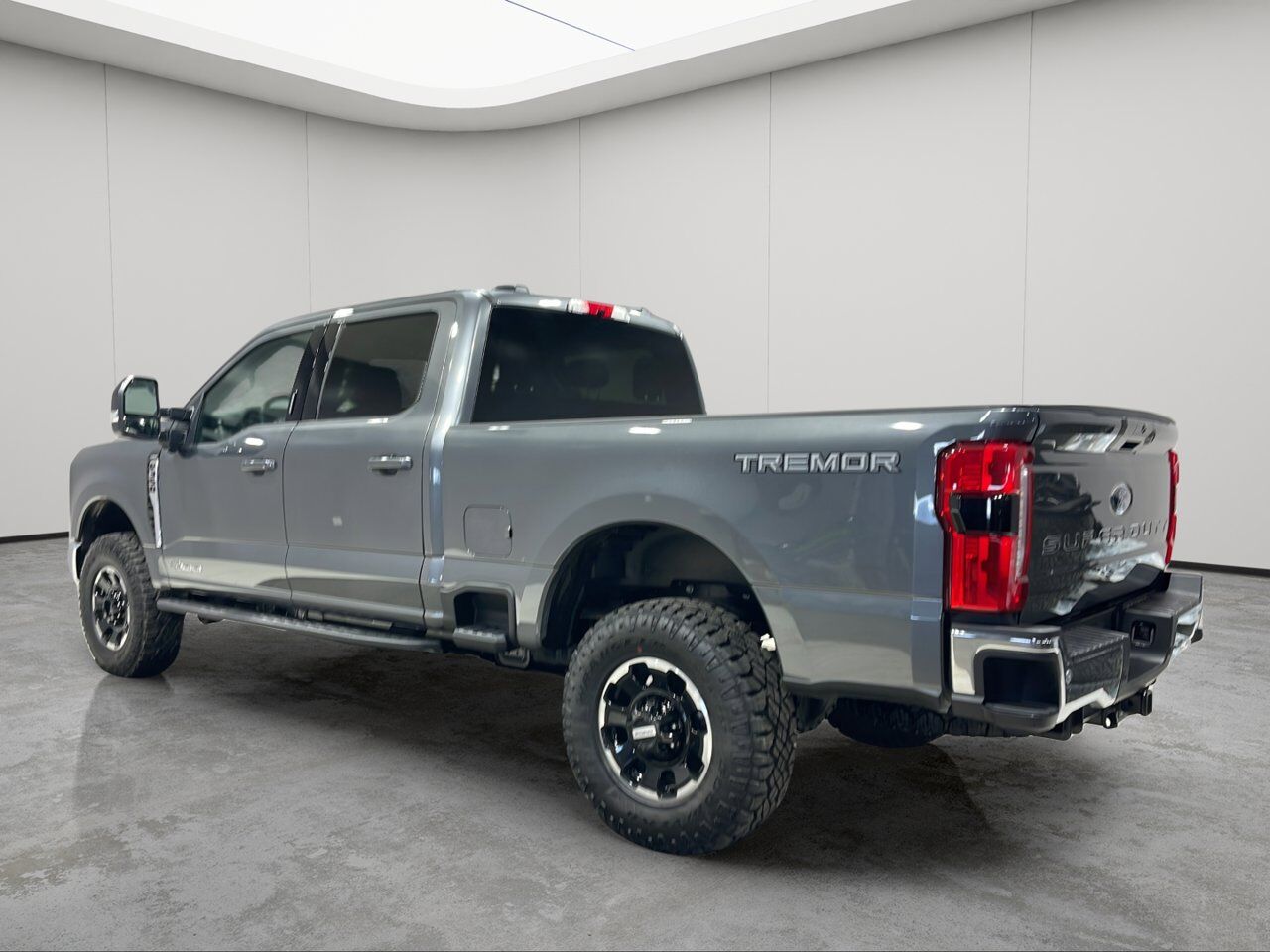 2026 Ford Super Duty F-350 SRW Lariat Sherwood Park AB
