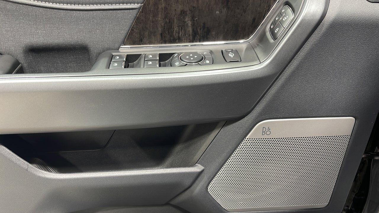 2026 Ford Super Duty F-350 SRW Lariat Sherwood Park AB