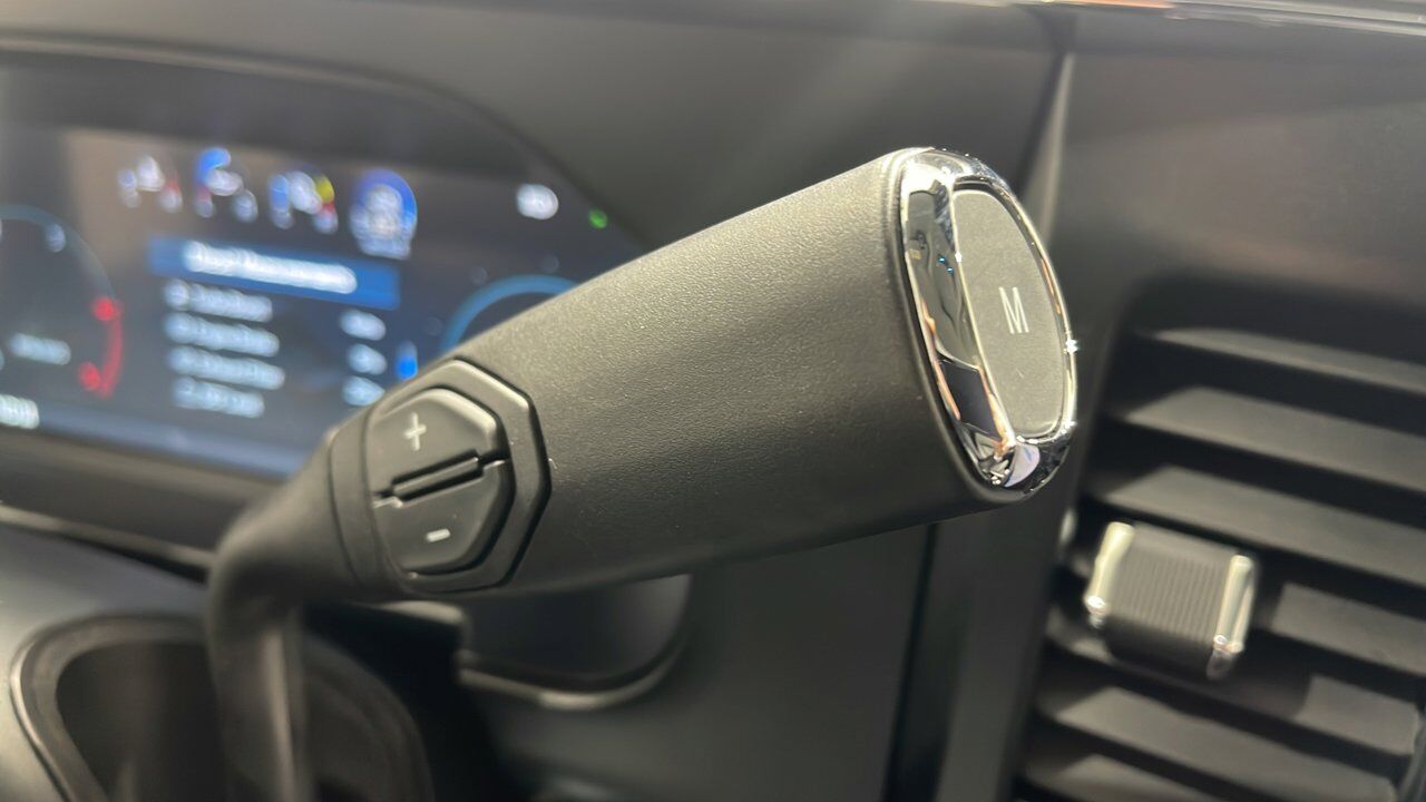 2026 Ford Super Duty F-350 SRW Lariat Sherwood Park AB