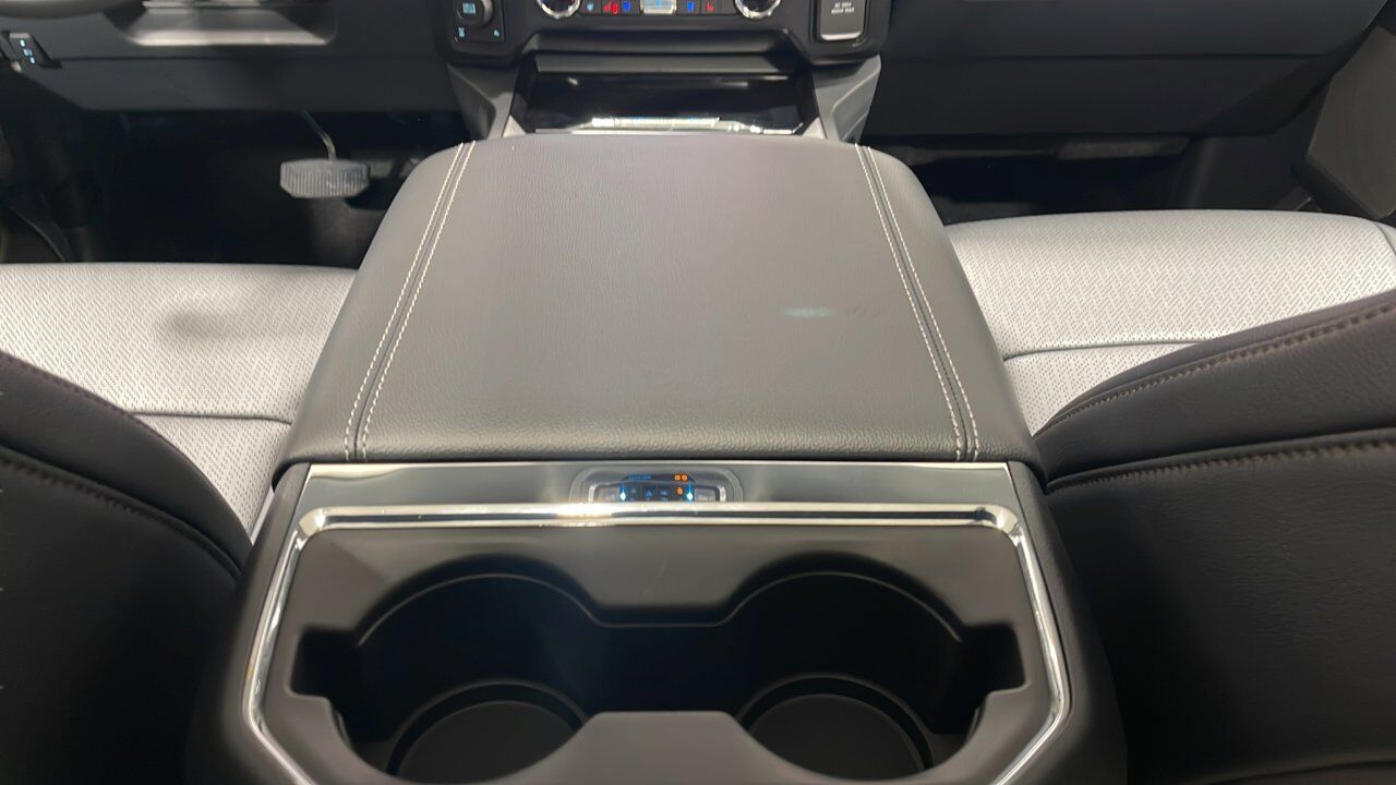 2026 Ford Super Duty F-350 SRW Lariat Sherwood Park AB