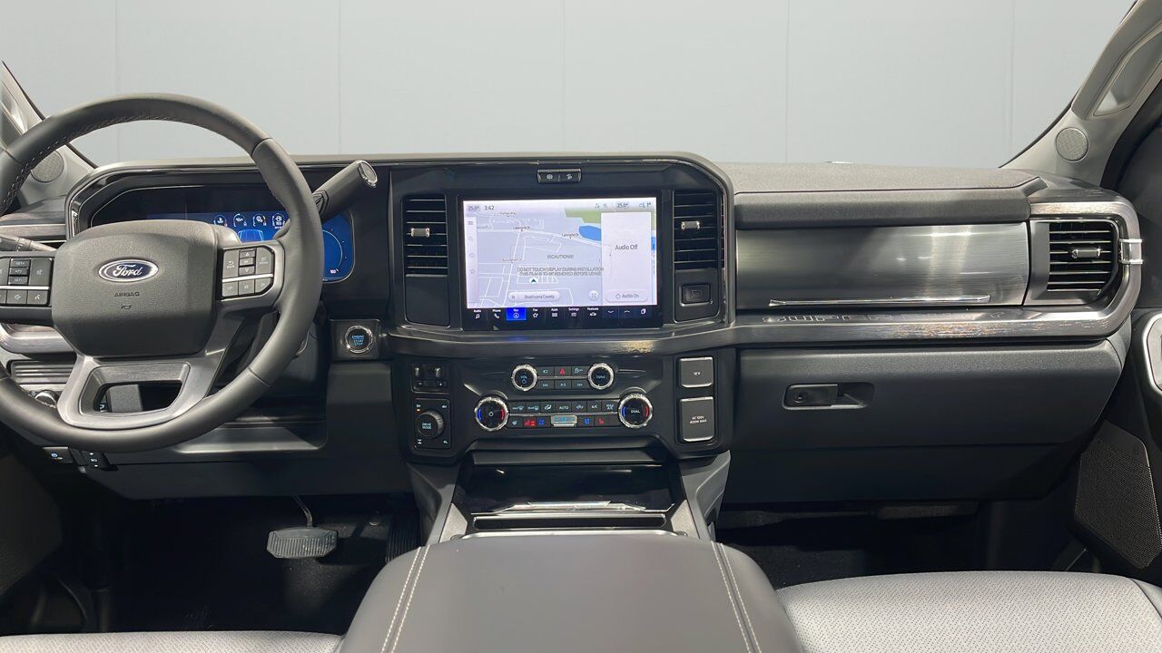 2026 Ford Super Duty F-350 SRW Lariat Sherwood Park AB