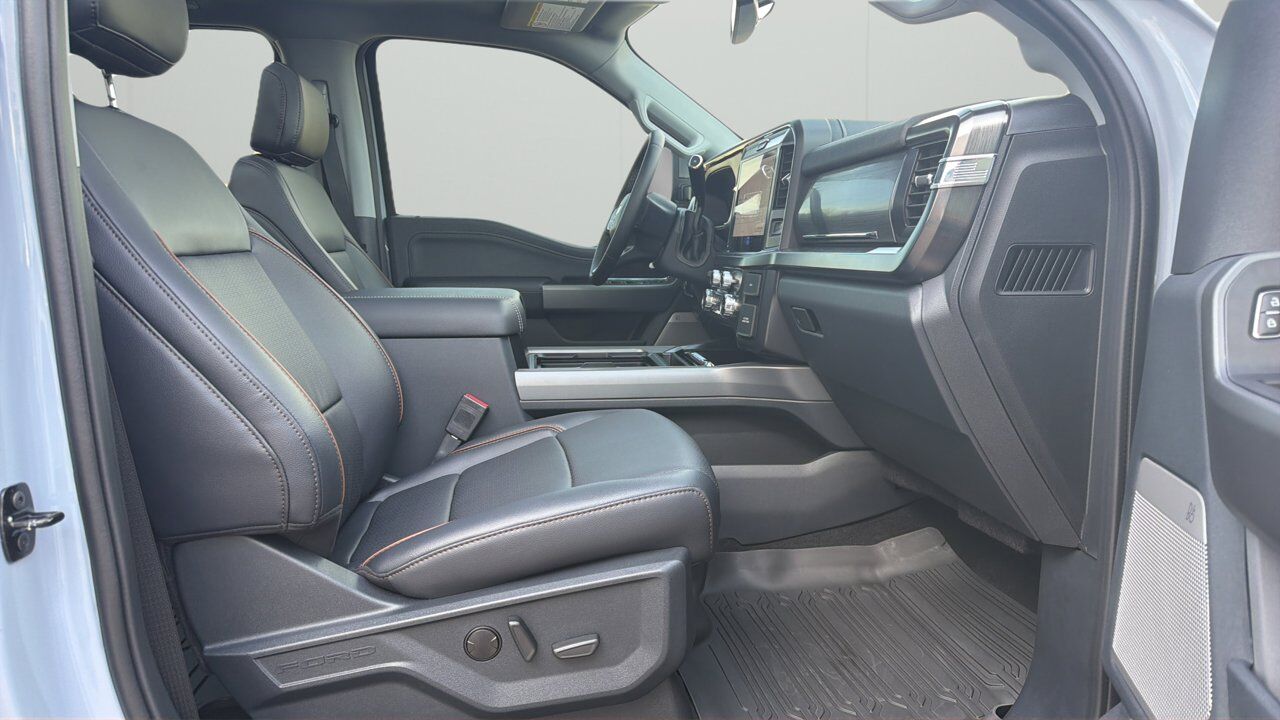 2026 Ford Super Duty F-350 SRW Lariat Sherwood Park AB