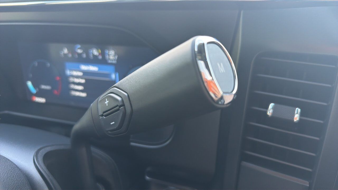 2026 Ford Super Duty F-350 SRW Lariat Sherwood Park AB