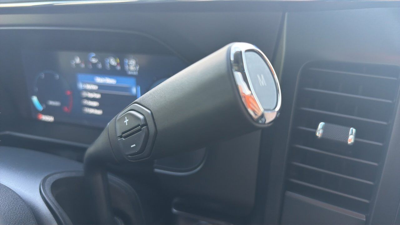 2026 Ford Super Duty F-350 SRW Lariat Sherwood Park AB