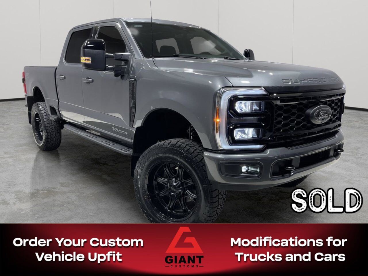 2026 Ford Super Duty F-350 SRW Lariat