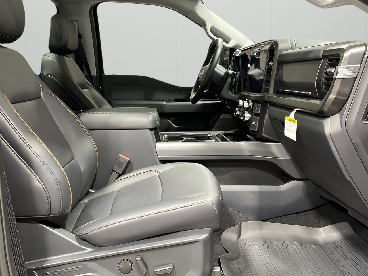 2026 Ford Super Duty F-350 SRW Lariat Sherwood Park AB