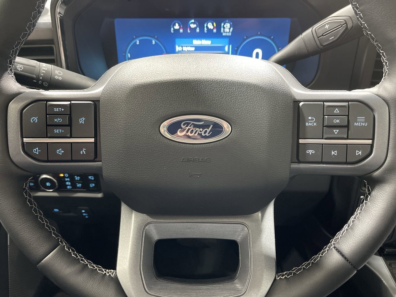 2026 Ford Super Duty F-350 SRW Lariat Sherwood Park AB