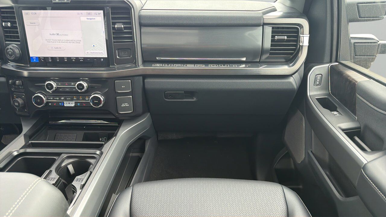 2026 Ford Super Duty F-350 SRW Lariat Sherwood Park AB