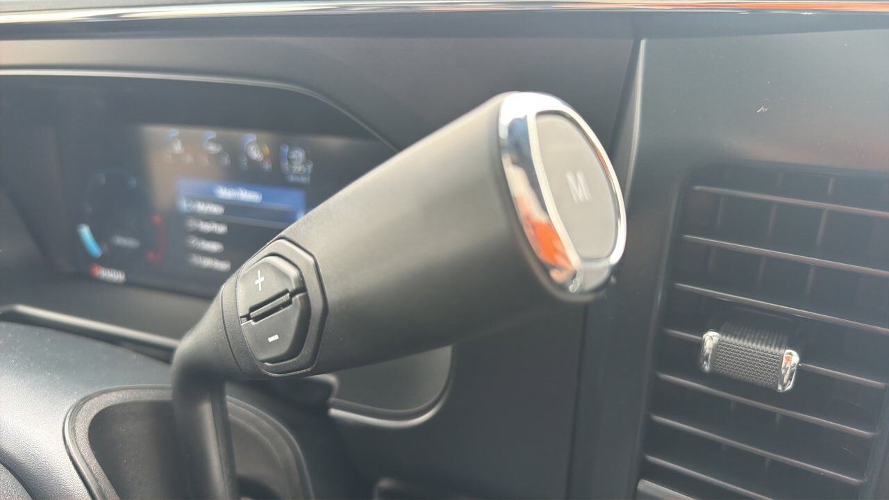 2026 Ford Super Duty F-350 SRW Lariat Sherwood Park AB