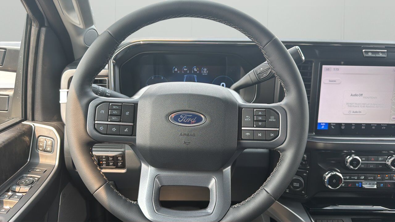 2026 Ford Super Duty F-350 SRW Lariat Sherwood Park AB