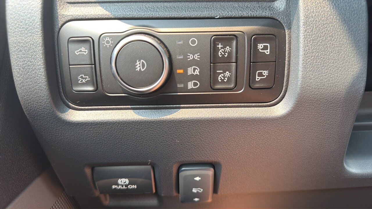 2026 Ford Super Duty F-350 SRW Lariat Sherwood Park AB