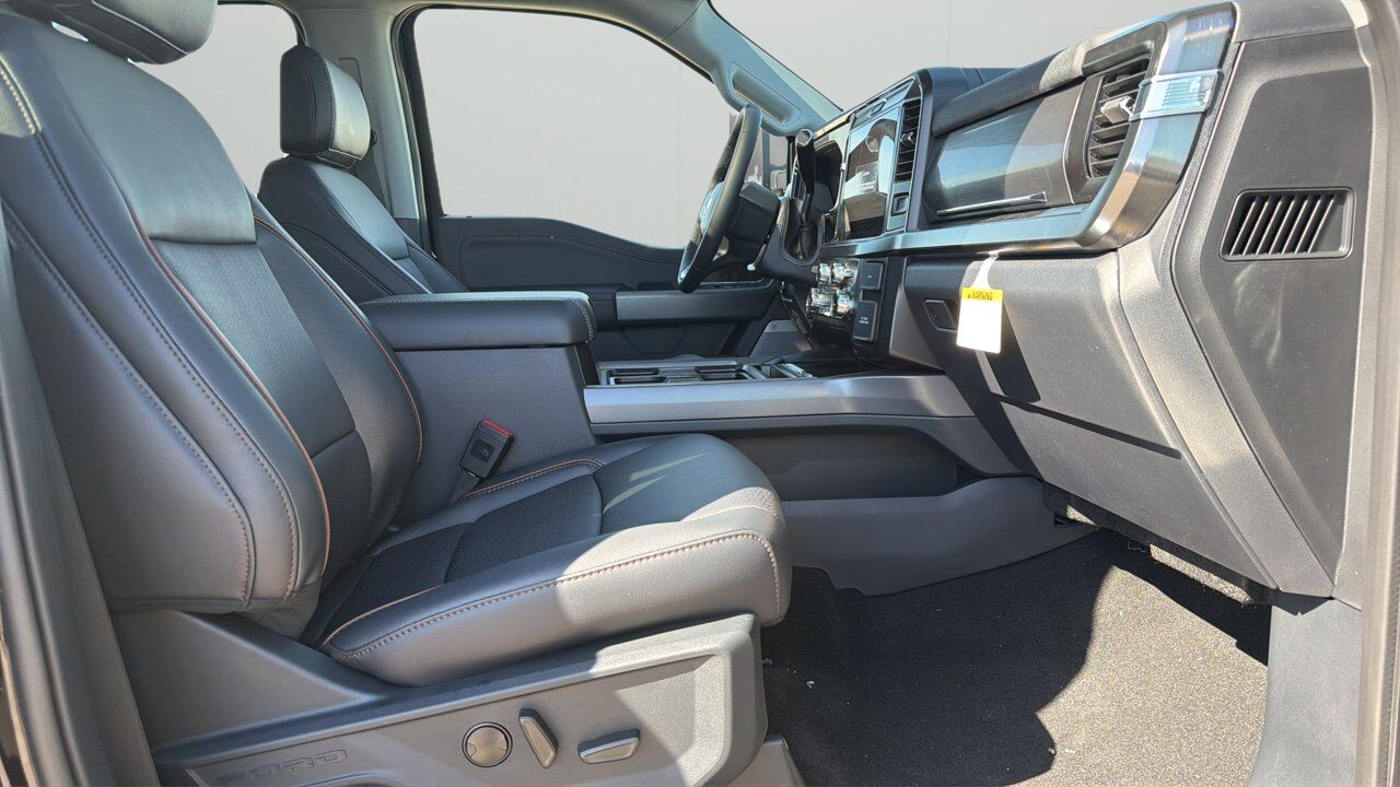 2026 Ford Super Duty F-350 SRW Lariat Sherwood Park AB